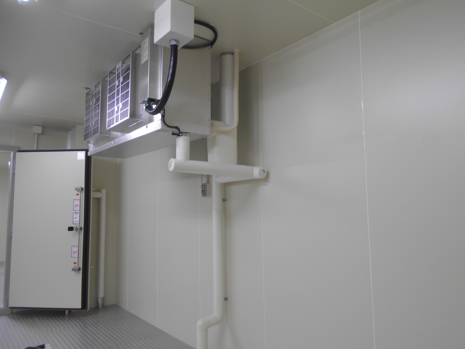 工業試験場　様